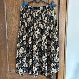 Black and Cream Floral Maxi Skirt
